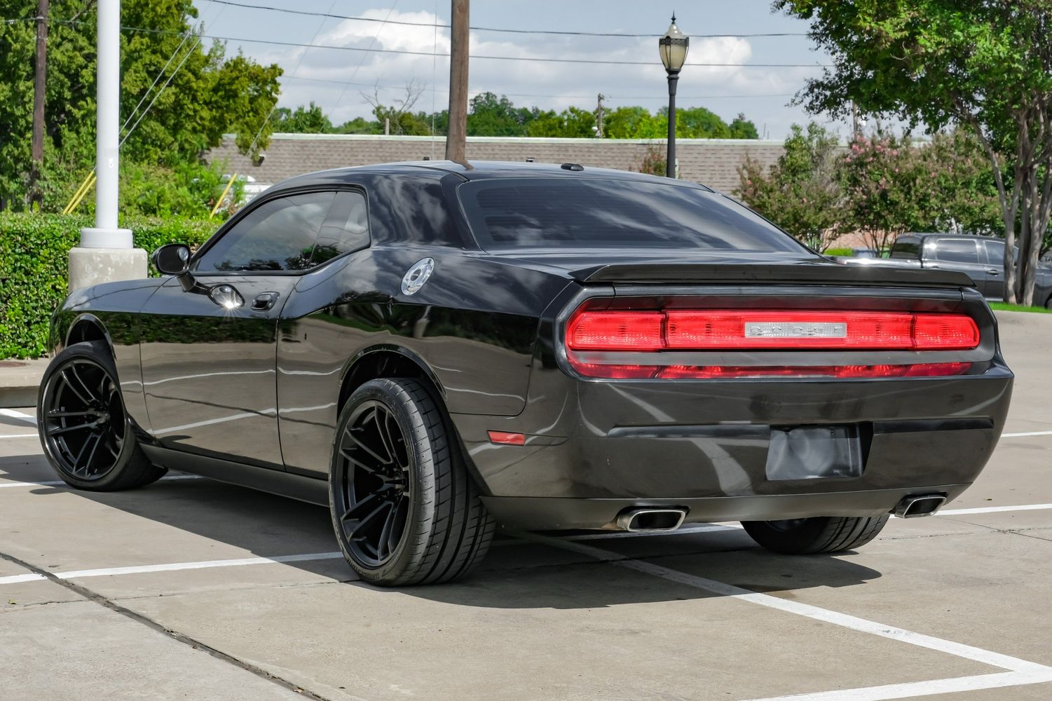 2010 Dodge Challenger R/T photo 11