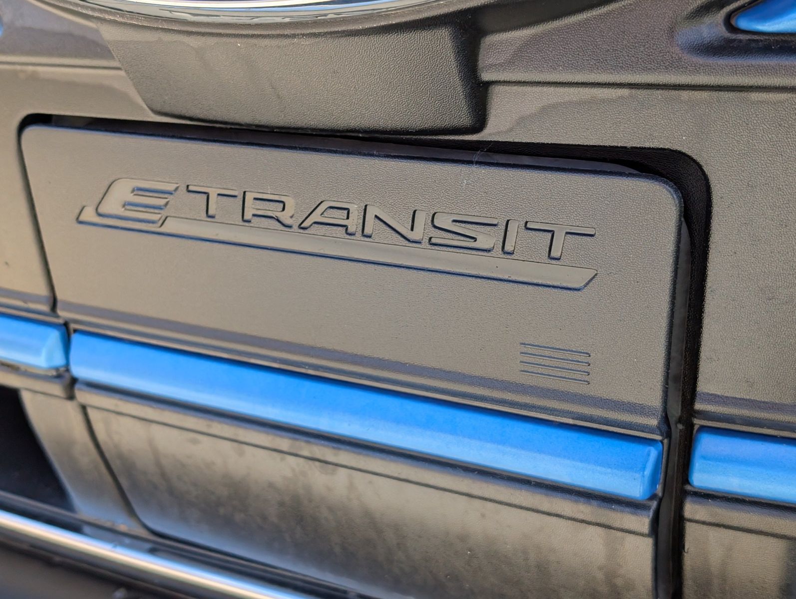 2023 Ford E-Transit-350 85