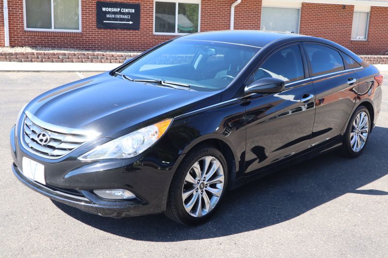 2012 Hyundai Sonata Photos