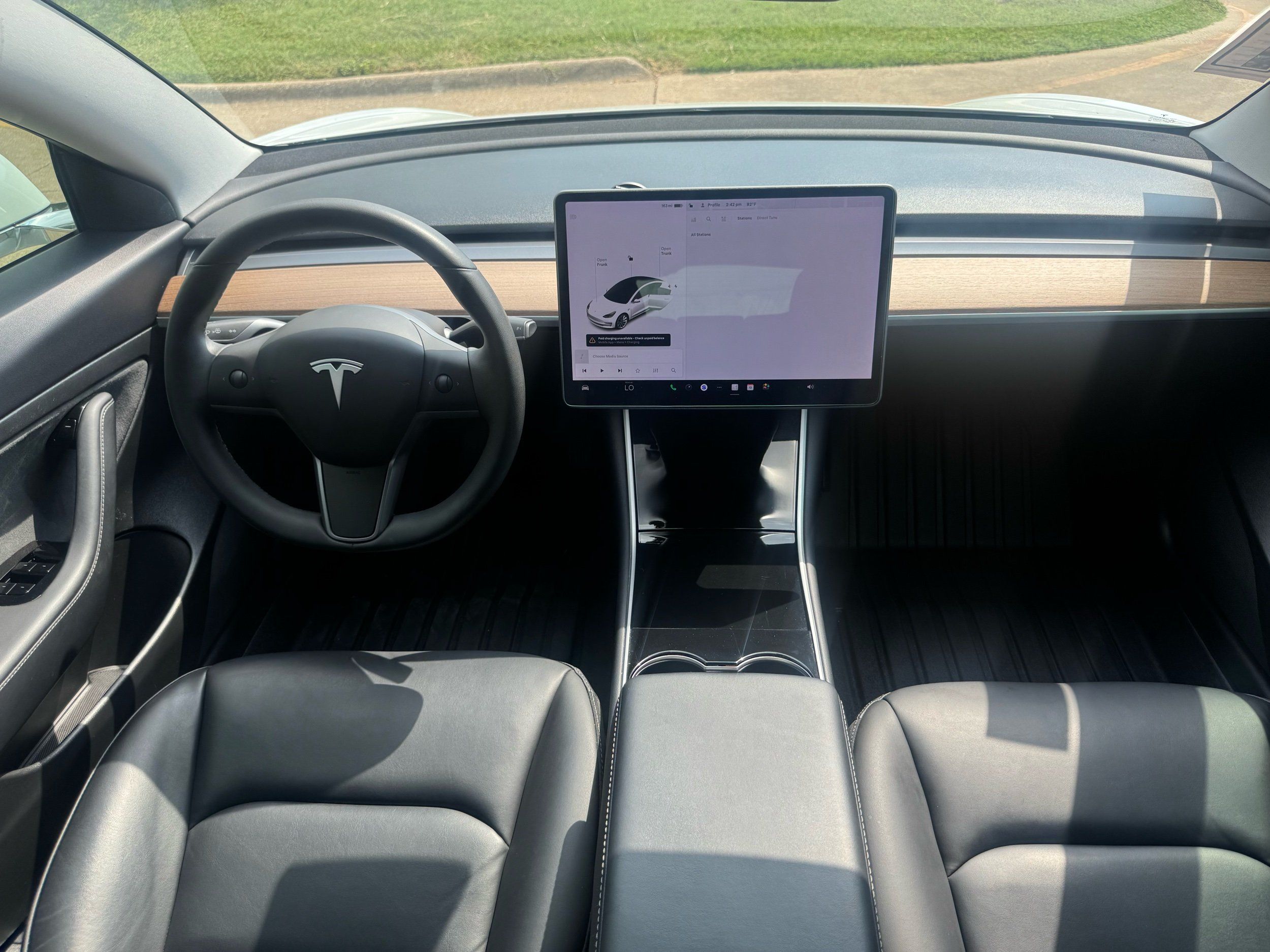 2020 Tesla Model 3 Standard Range Plus photo 15