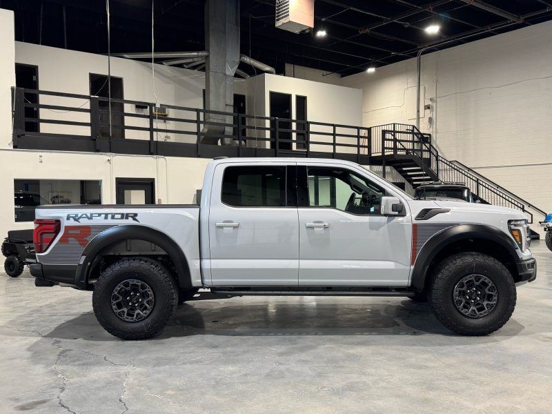 2025 Ford F-150 Raptor, photo 6