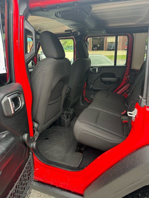 2021 Jeep Wrangler Unlimited Willys Sport - Photo 14