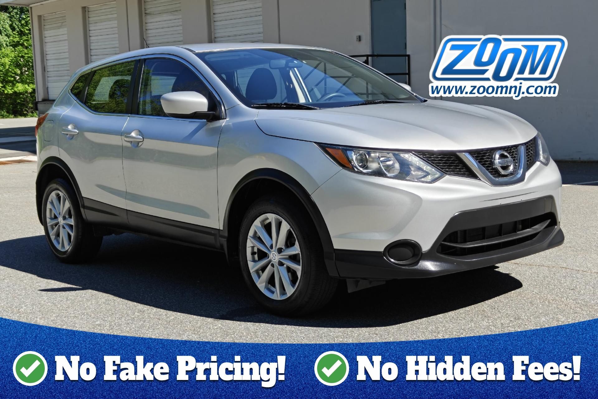 2017 Nissan Rogue Sport S AWD's photo