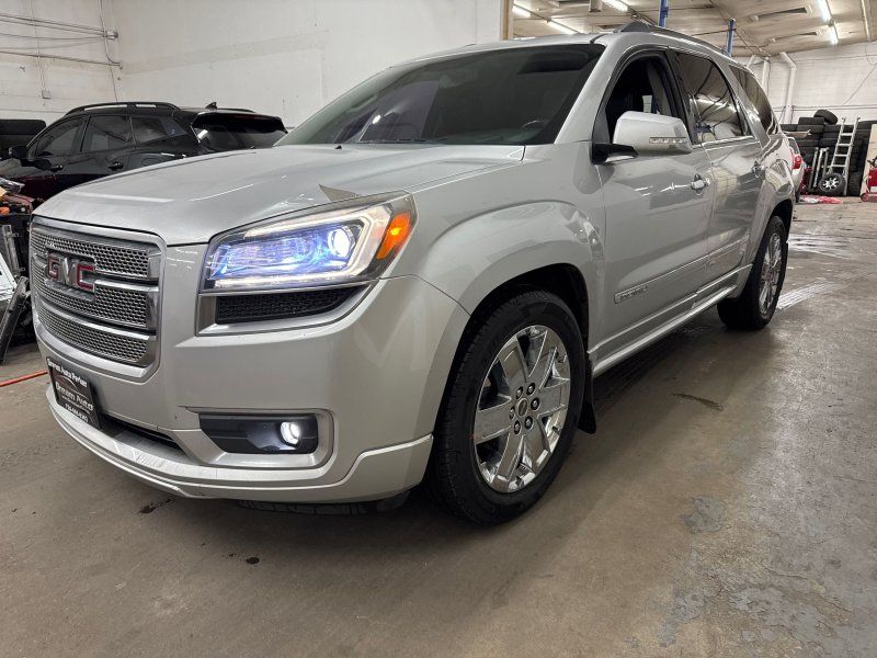 2013 GMC Acadia Denali photo 2