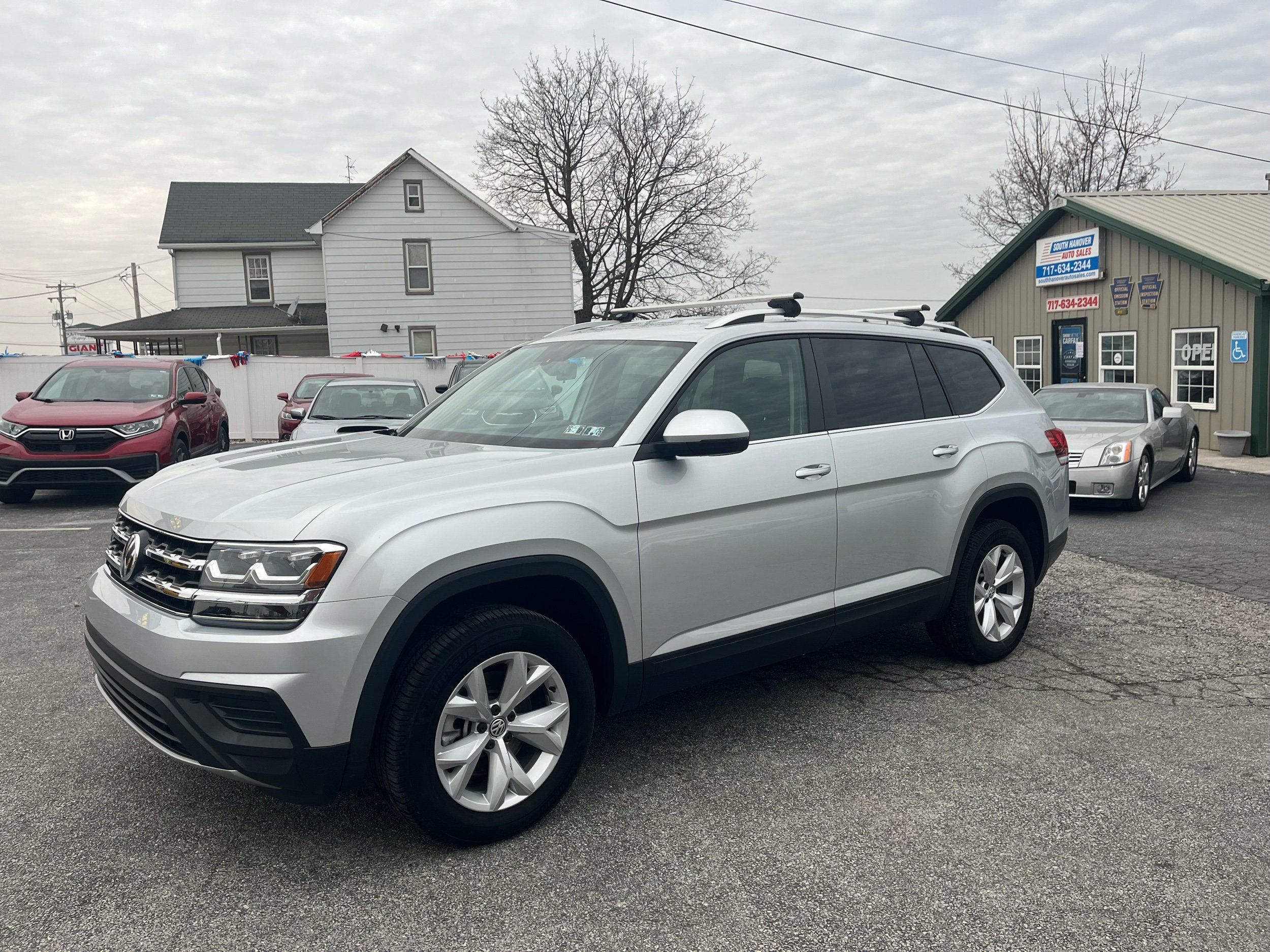 2019 Volkswagen Atlas S's photo