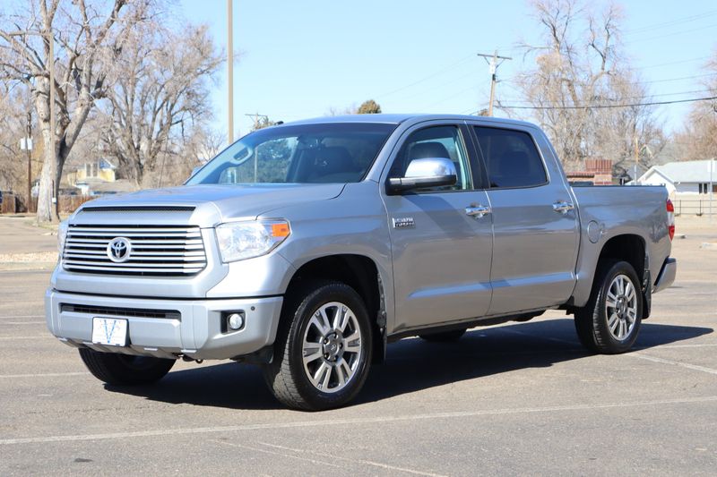 2016 Toyota Tundra Photos