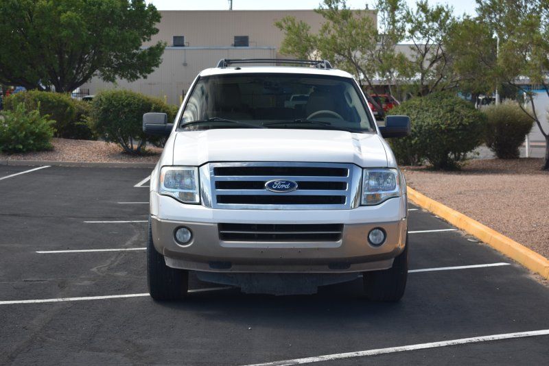 2012 Ford Expedition XLT photo 5