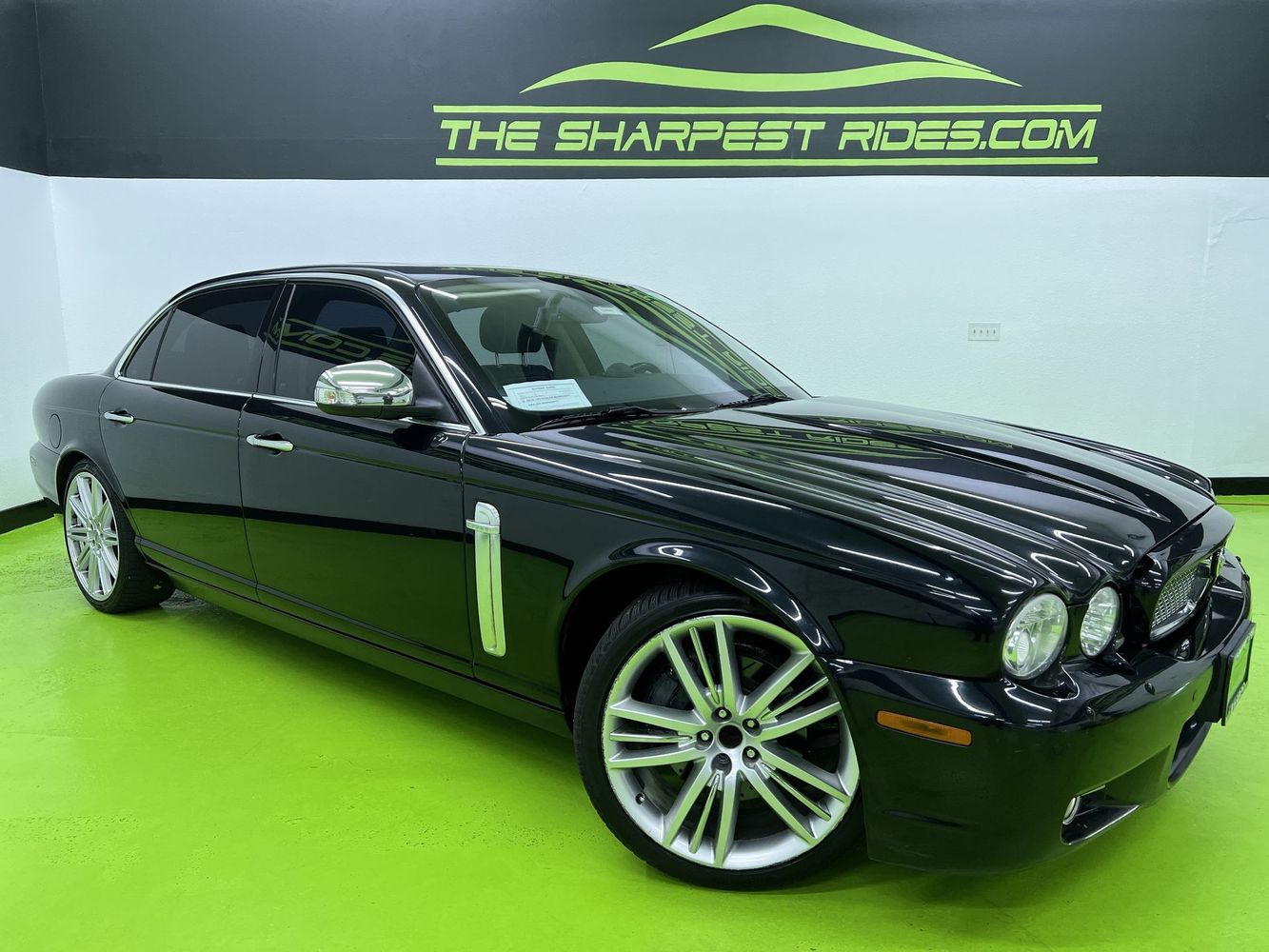 2009 Jaguar XJ Super V8 Portfolio's photo