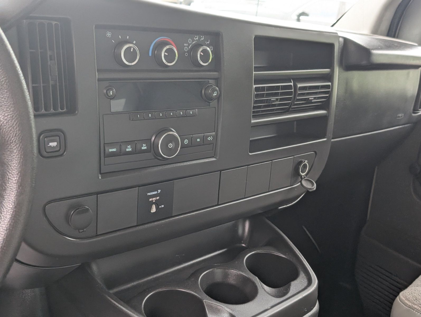 2013 Chevrolet Express 44