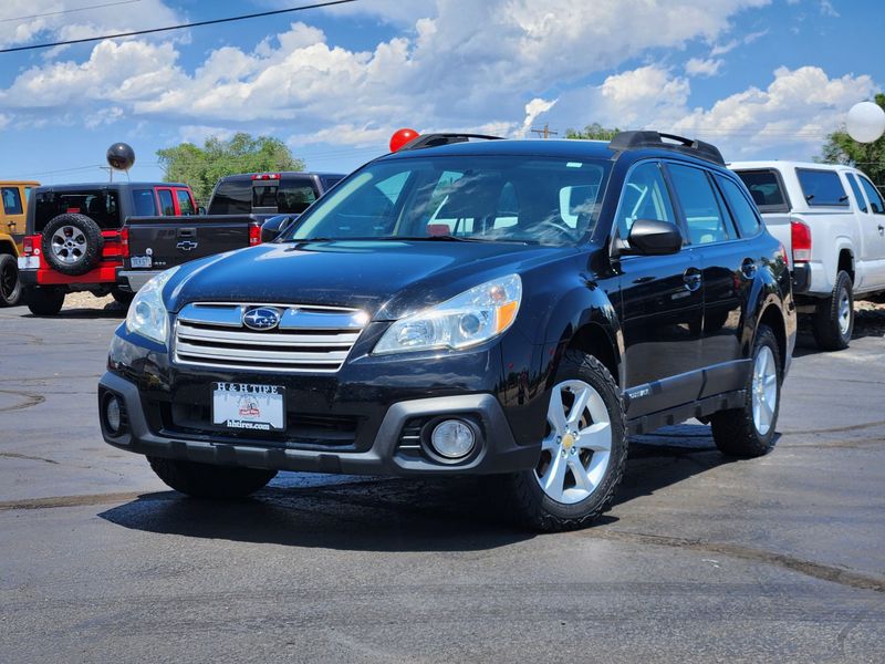  2014 Subaru Outback 2.5i   