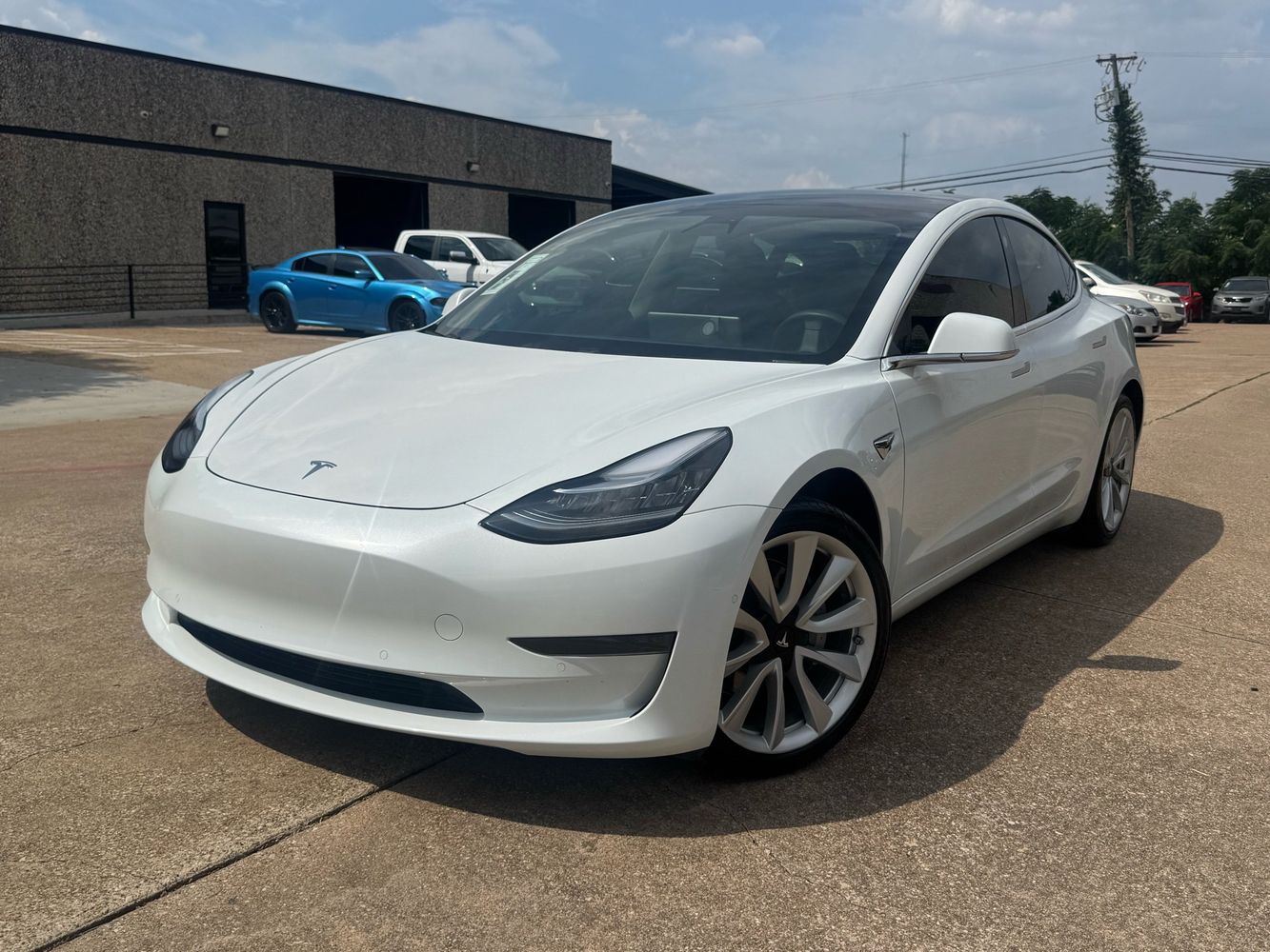 2020 Tesla Model 3 photo 3