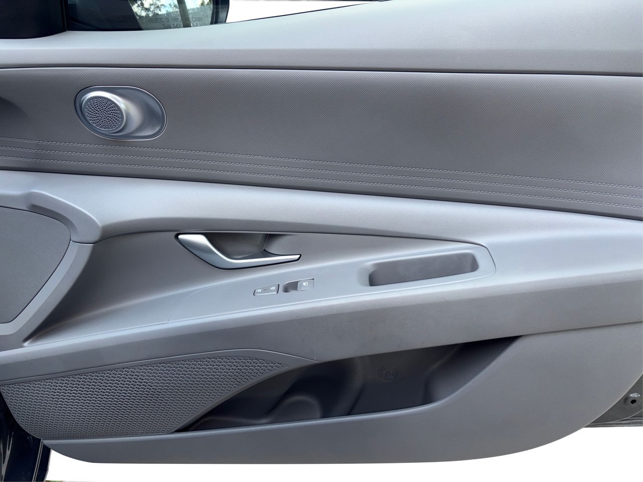 2024 Hyundai Elantra SEL - Photo 25