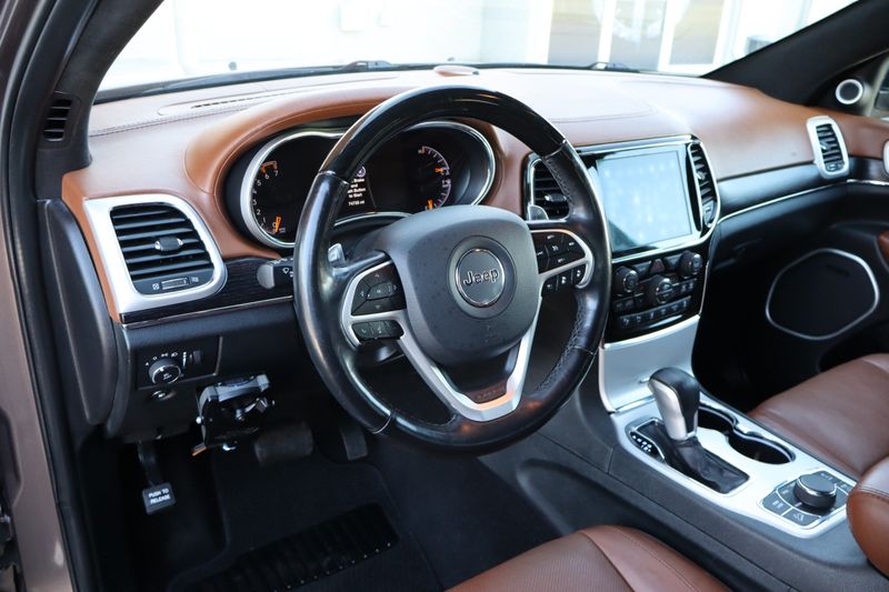 2020 Jeep Grand Cherokee Summit 4X4 | Victory Motors of Colorado