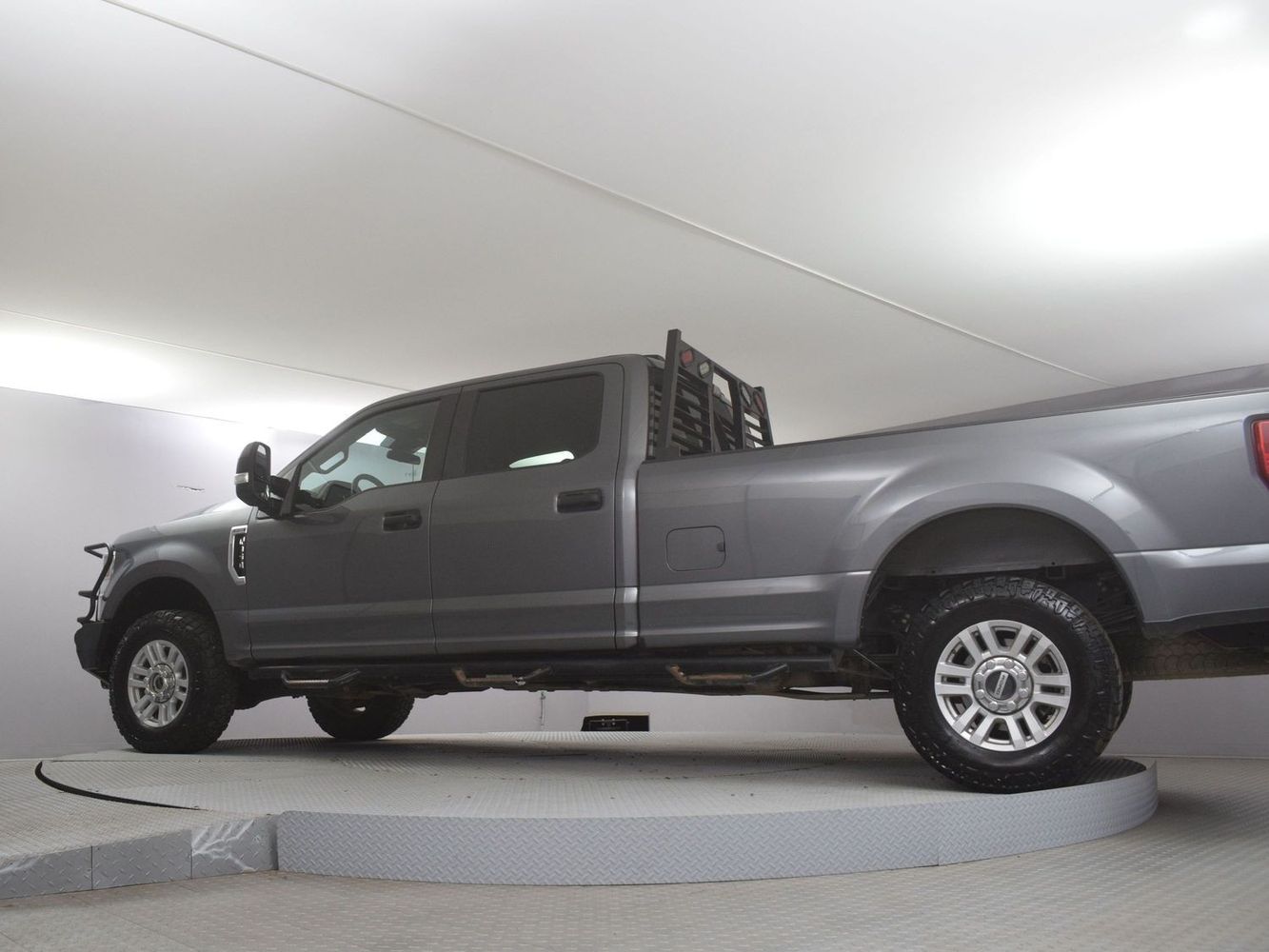 2022 Ford F-350 Super Duty XL photo 24