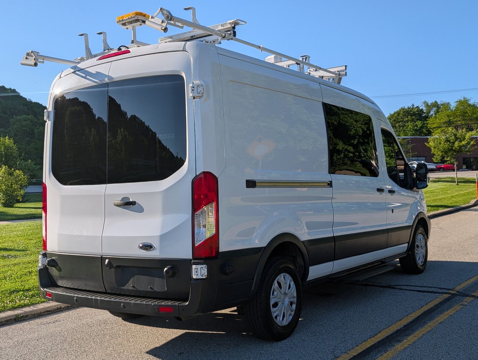 2017 Ford Transit-250 5