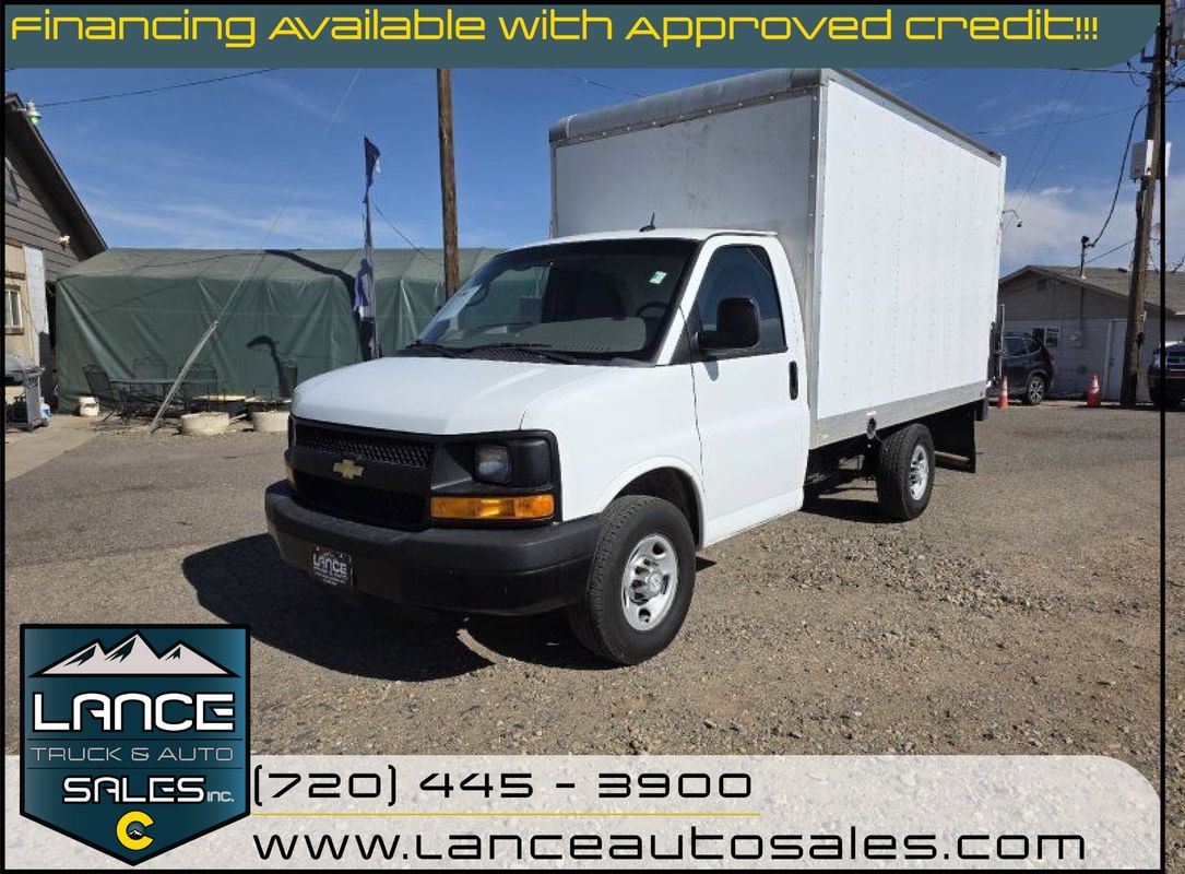 White 2015 Chevrolet Express Chassis 3500 139 Cutaway with 1WT RWD Van Rear-Wheel Drive 6-Speed Automatic