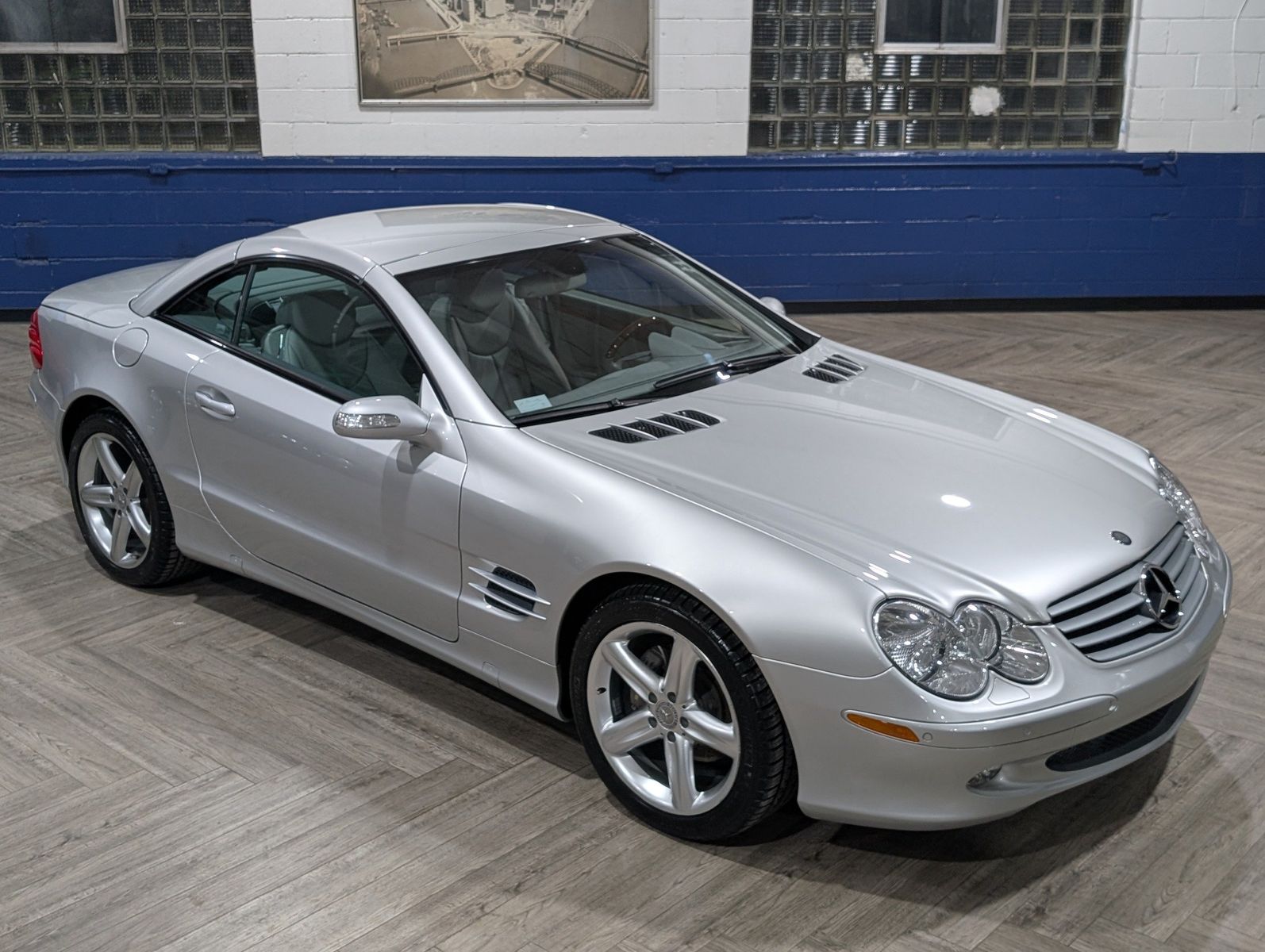 2004 Mercedes-Benz SL 500 124