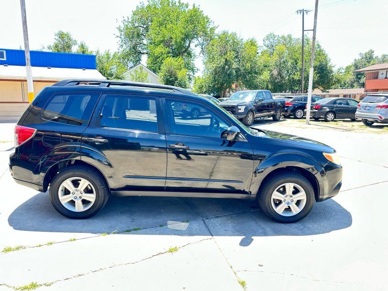 2011 Subaru Forester 2.5X - Black exterior view 16