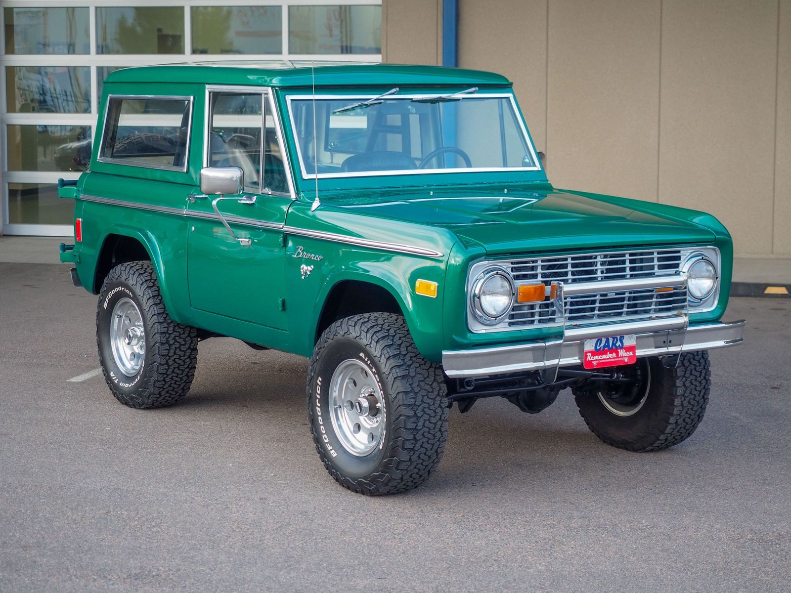 1977 Ford Bronco 3
