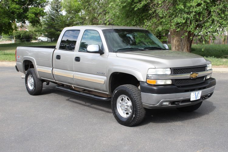 2001 Chevrolet Silverado 2500HD LT | Victory Motors of Colorado