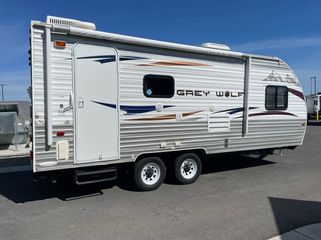 photo of RV 2012 Cherokee Gray Wolf 19R