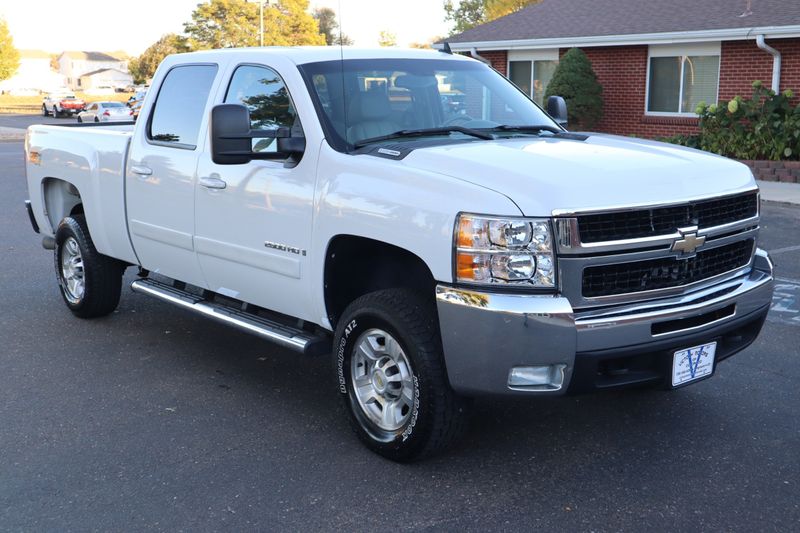 2008 Chevrolet Silverado 2500HD Photos