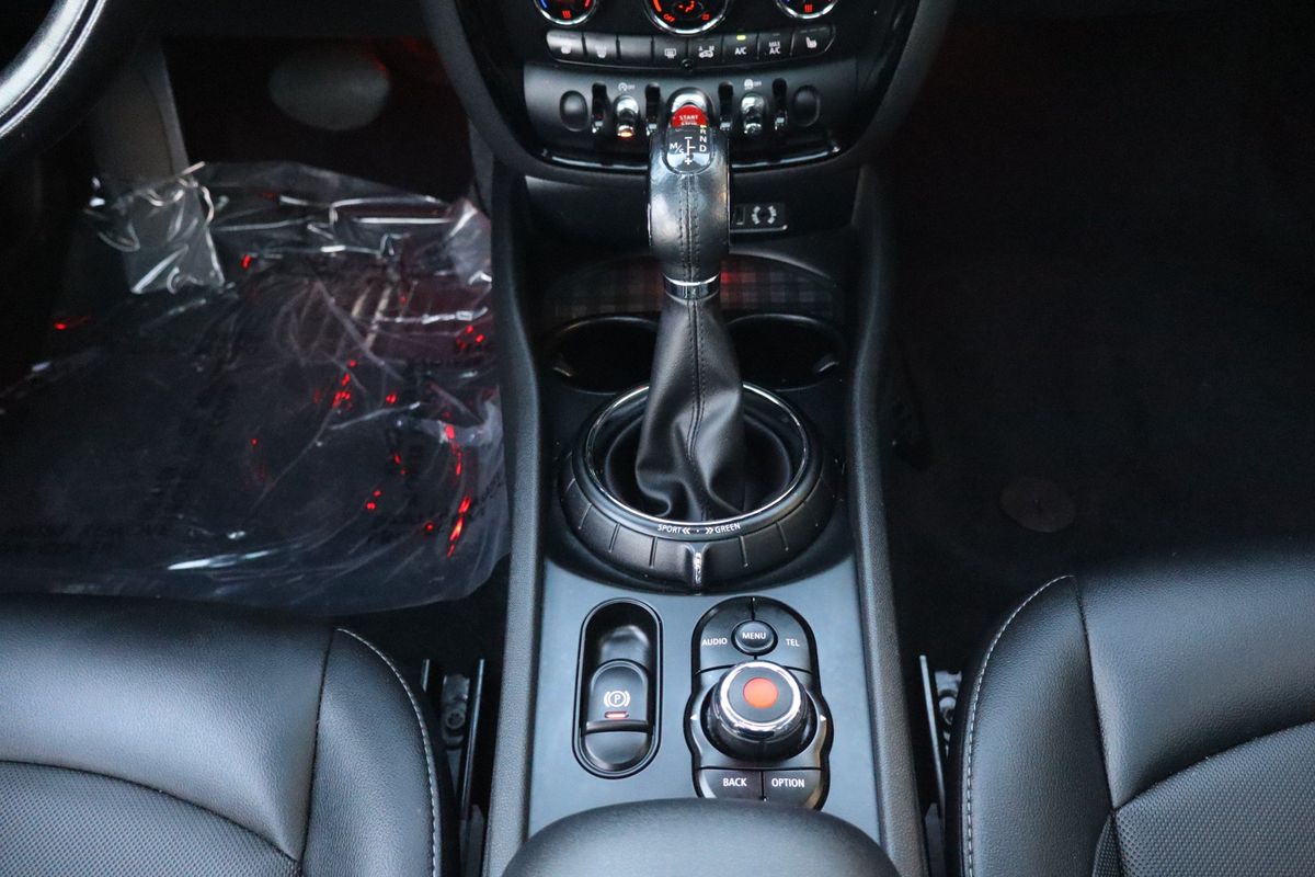 2017 MINI Clubman Cooper