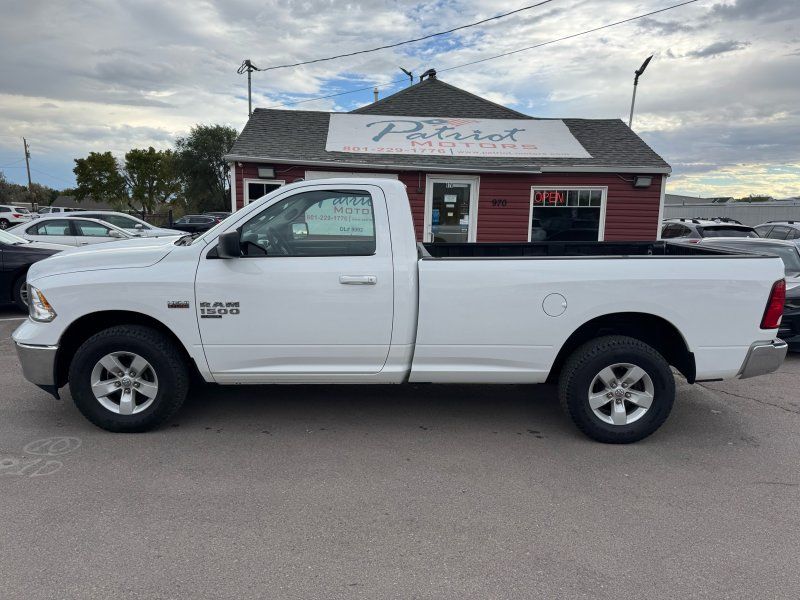2019 Ram 1500 Classic SLT photo 8
