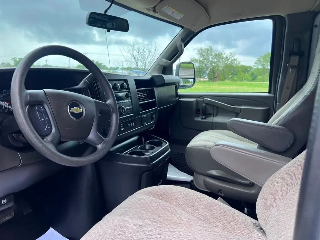 2021 Chevrolet Express Cargo #12