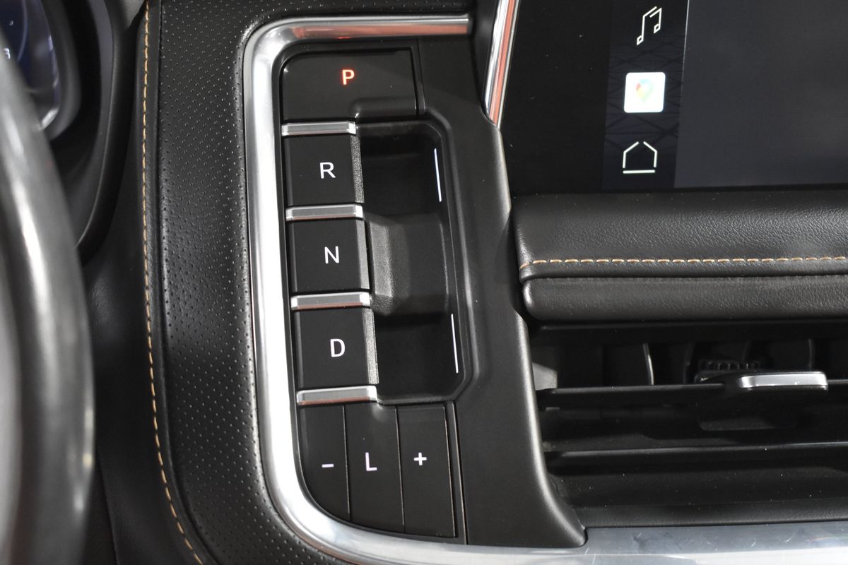 2022 GMC Yukon XL 4WD AT4