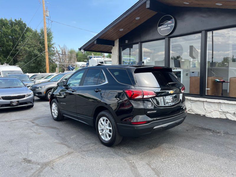 2022 Chevrolet Equinox LT photo 4