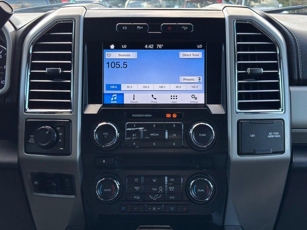 2017 Ford F-250 Lariat photo 32