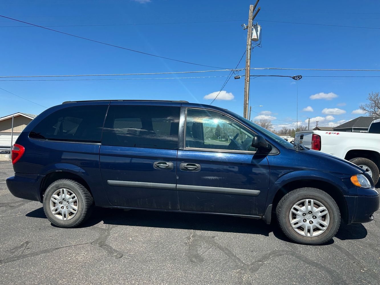 2005 Dodge Grand Caravan SE