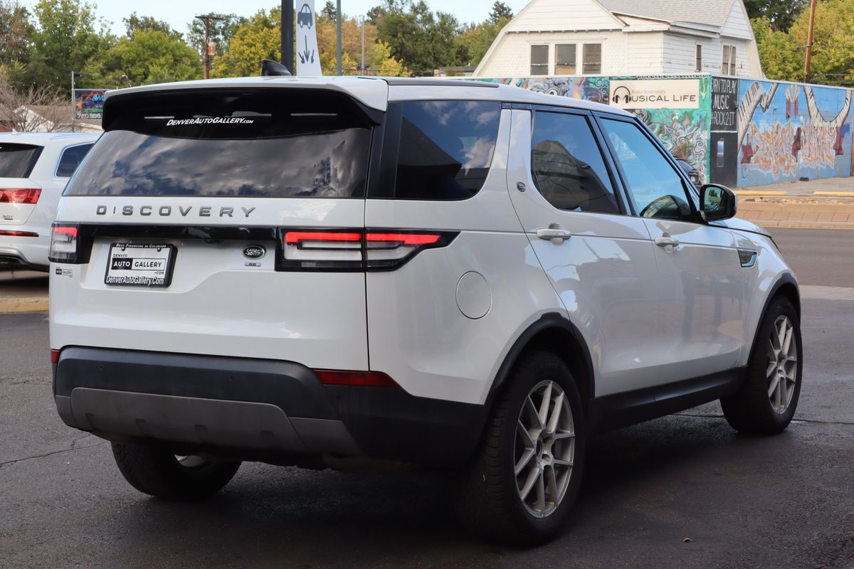 2020 Land Rover Discovery SE
