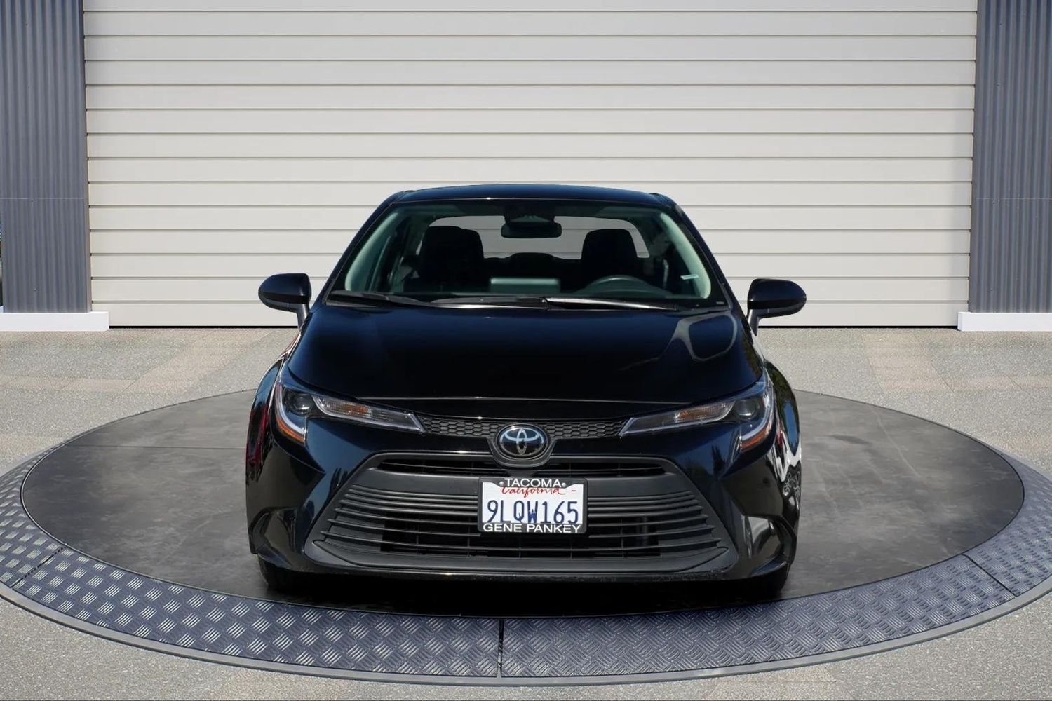 2024 Toyota Corolla LE photo 2