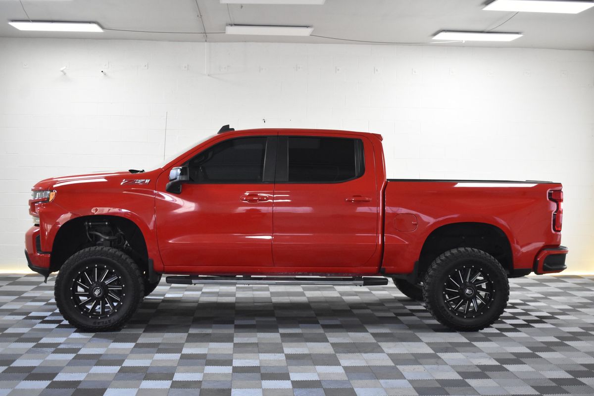 2020 Chevrolet Silverado 1500 4WD Crew Cab Short Bed RST