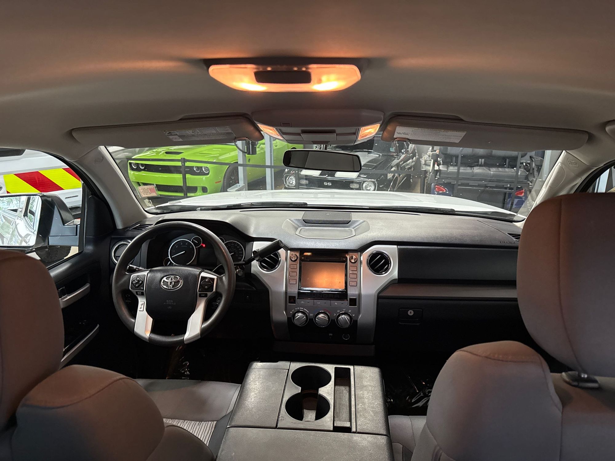 2015 Toyota Tundra SR5 Grade photo 11