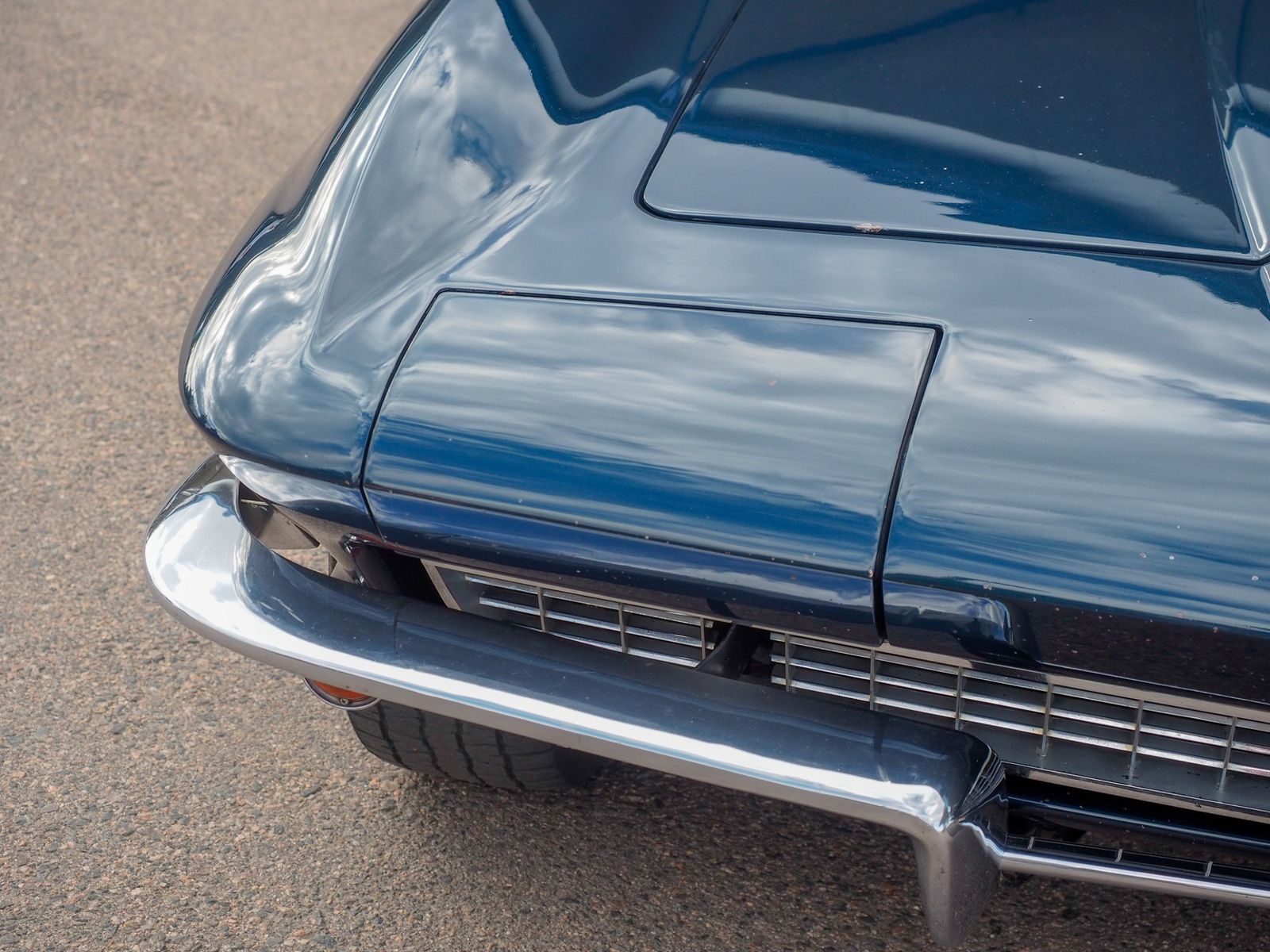1966 Chevrolet Corvette 23