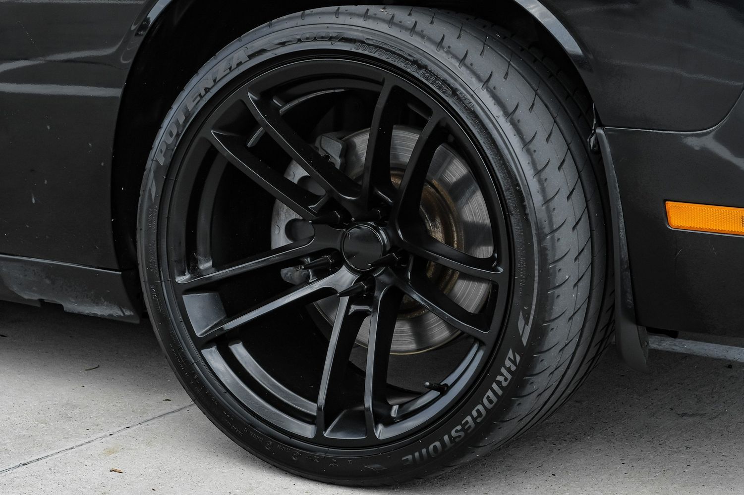 2010 Dodge Challenger R/T photo 42