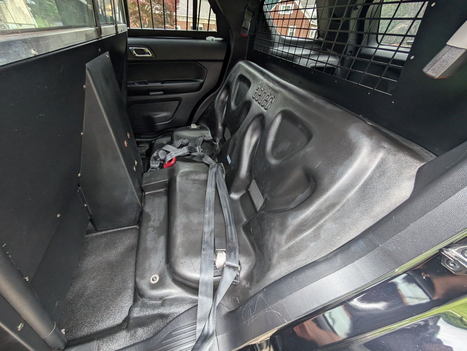 2016 Ford Utility Police Inter 55
