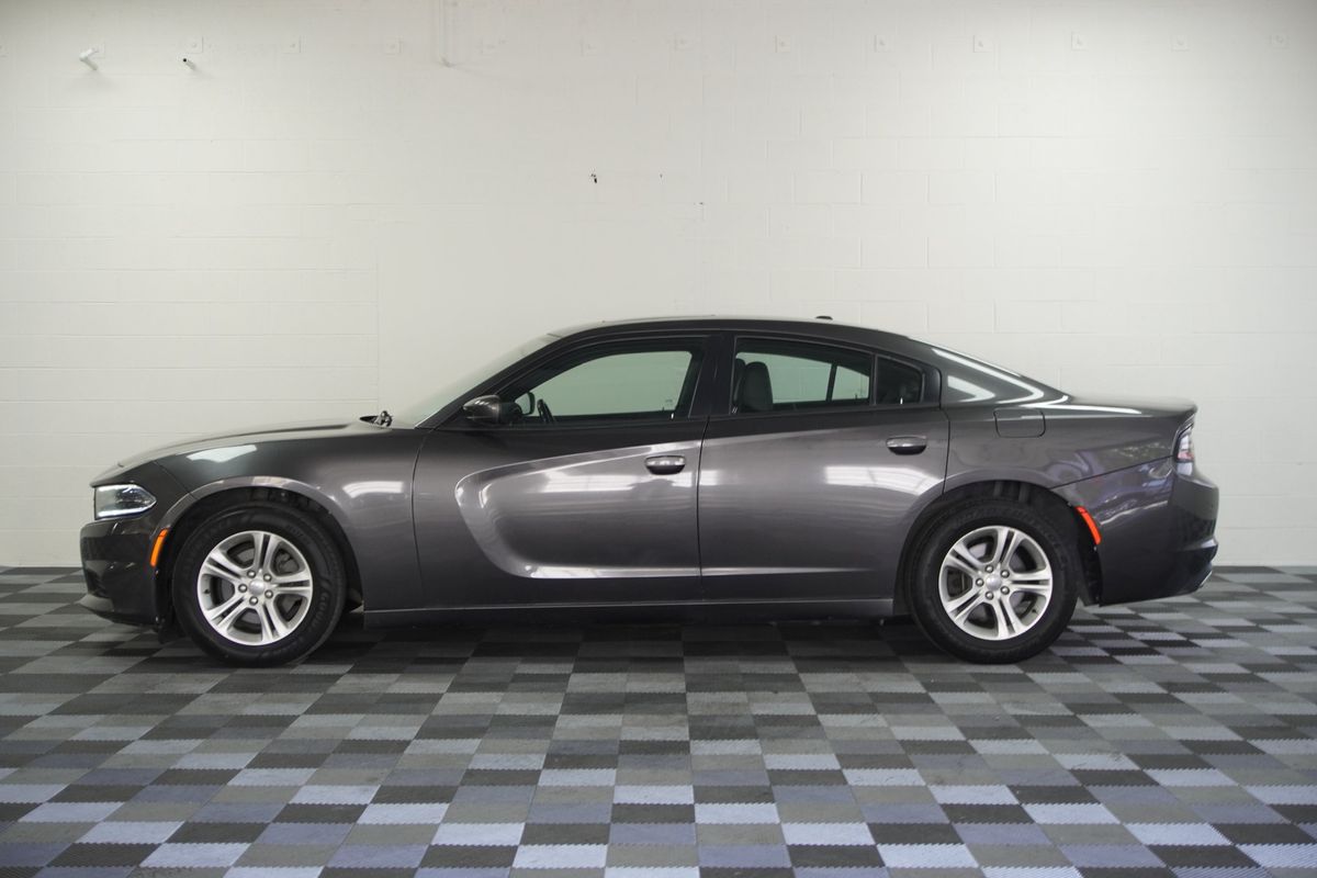 2020 Dodge Charger SXT RWD