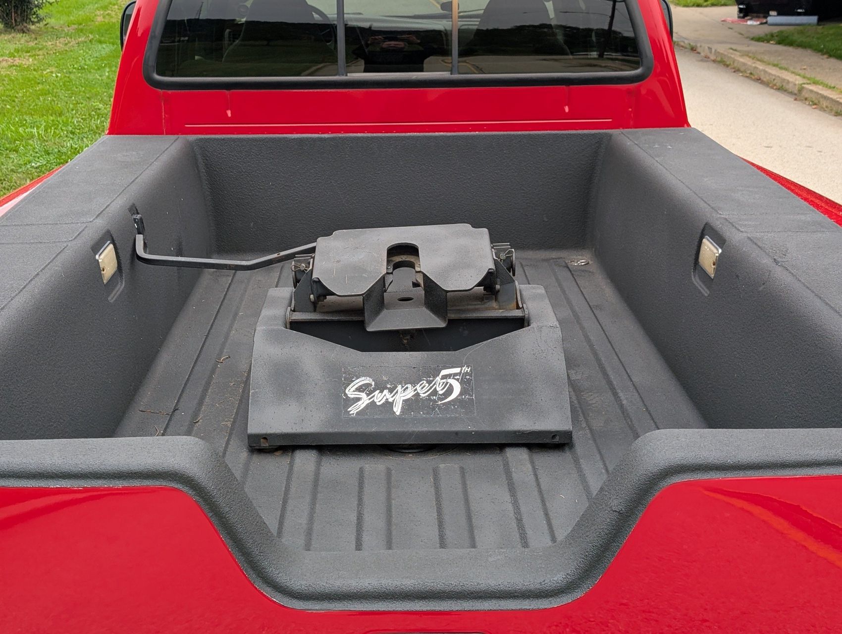 2001 Ford F-550 40