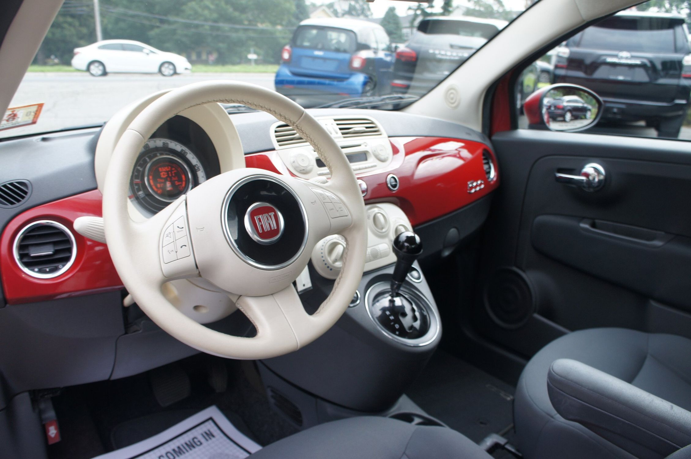 2012 Fiat 500 Pop photo 23
