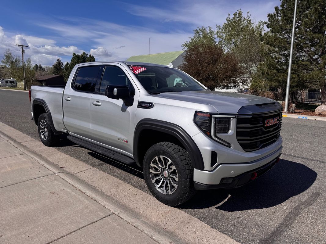 2022 GMC Sierra AT4 4WD Crew Cab Short Box's photo