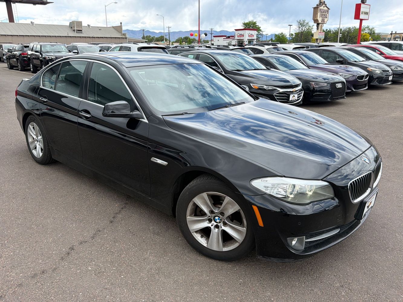 2013 BMW 5 Series 528i Sedan's photo