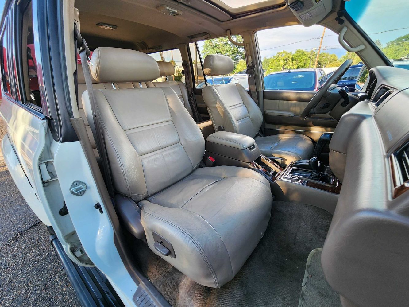 1997 Toyota Land Cruiser Base photo 38