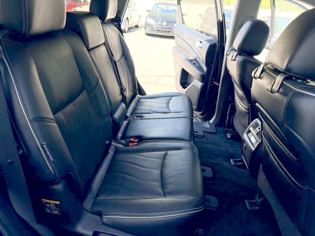 2018 Infiniti QX60 Base photo 19