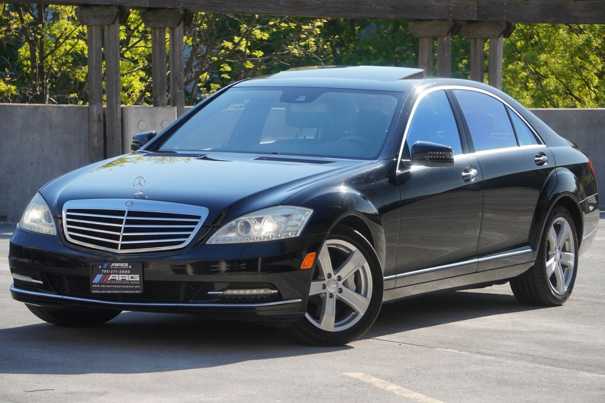 2010 Mercedes-Benz S-Class S 550 4MATIC Sedan All-Wheel Drive 7-Speed Automatic
