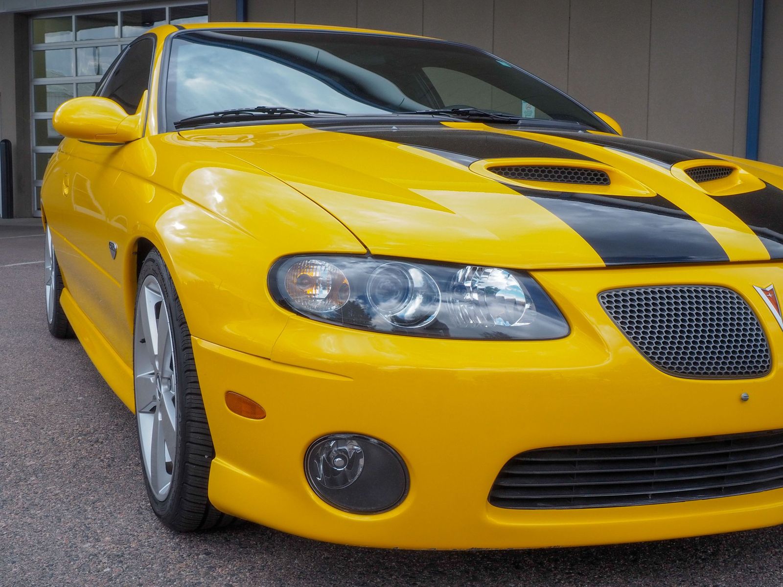 2005 Pontiac GTO 16