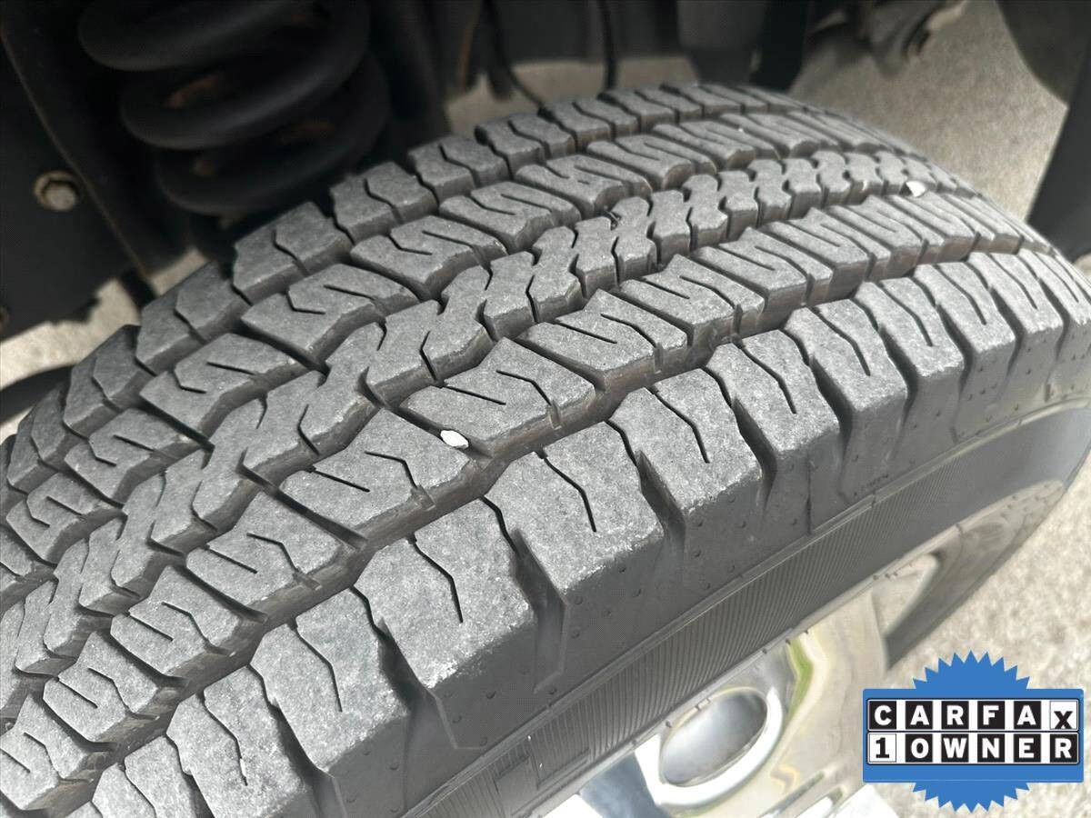 2017 Ford E-Series 12